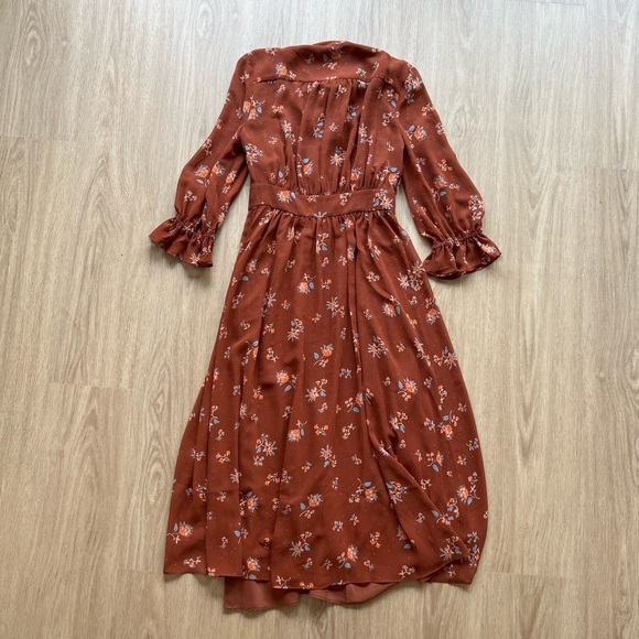 Madewell Georgette Tie-Neck Midi Dress in Forest Floral - Picture 6 of 7